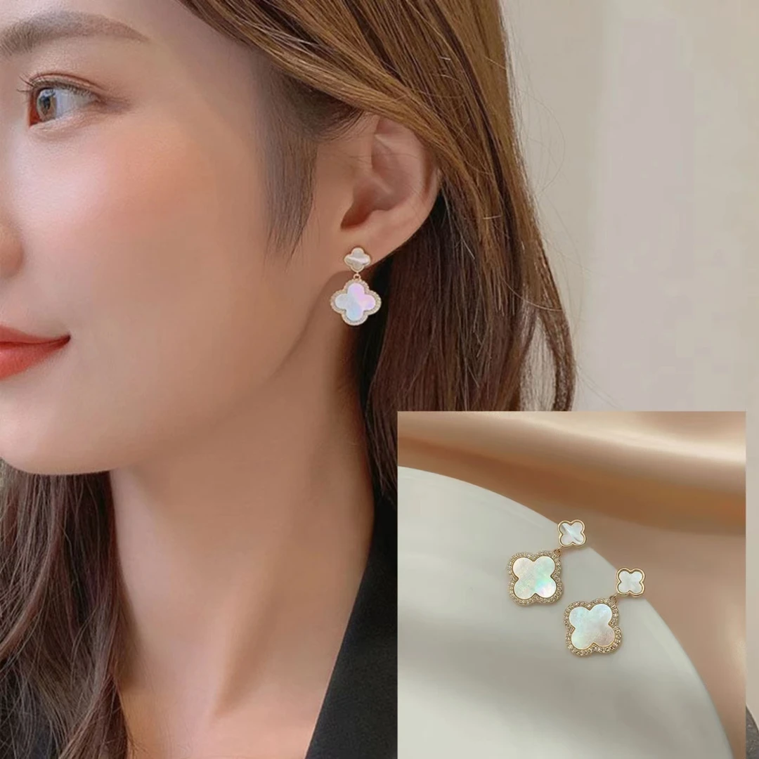 铜合金亚克力耳饰 四叶草耳钉小众银针白色花朵2025新款爆款高级