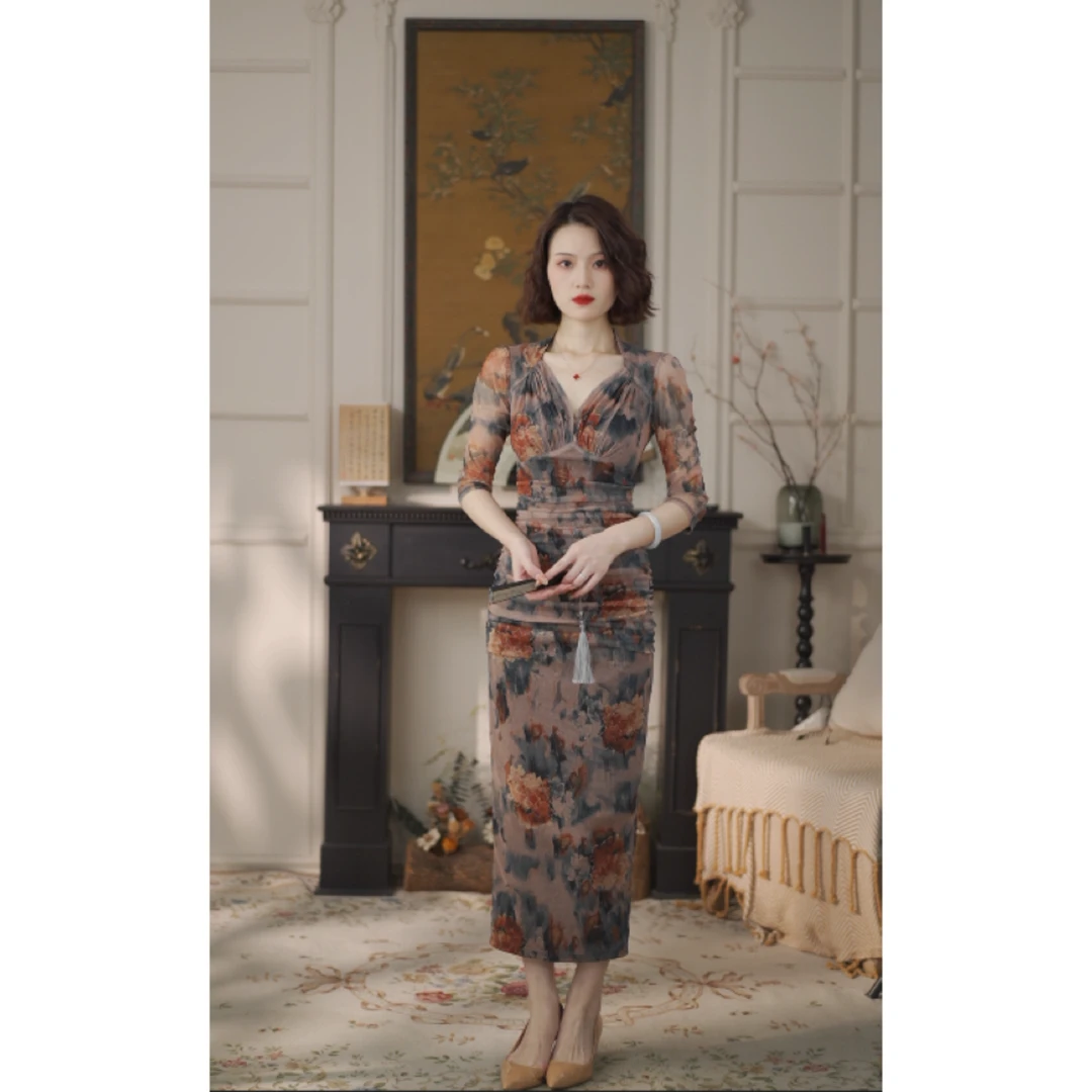 彩彩家【繁花似锦】气质夏季桃心领复古港风显瘦收腰优雅连衣裙