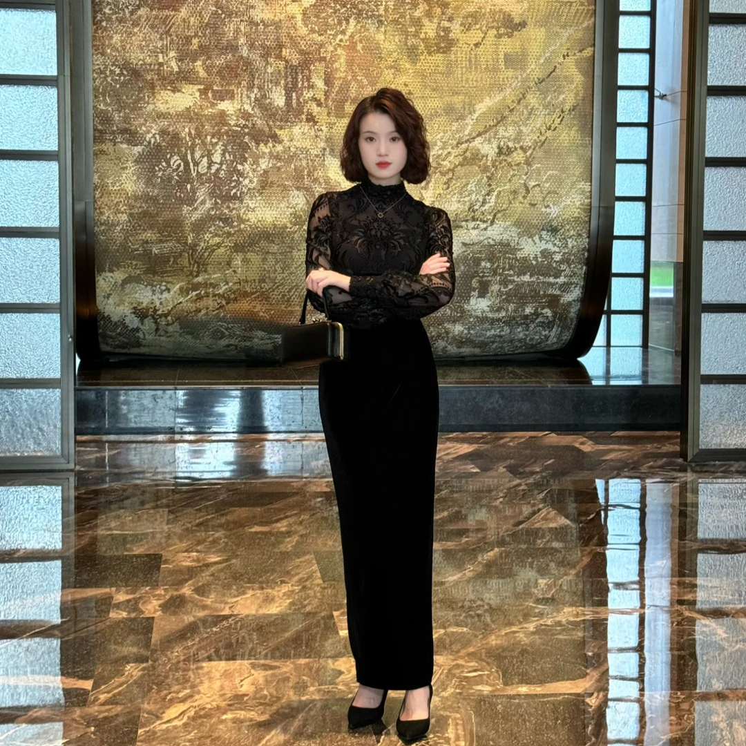 彩彩家【窈窕美人】秋季显瘦遮肉收腰修身黑色款优雅气质高级连衣裙