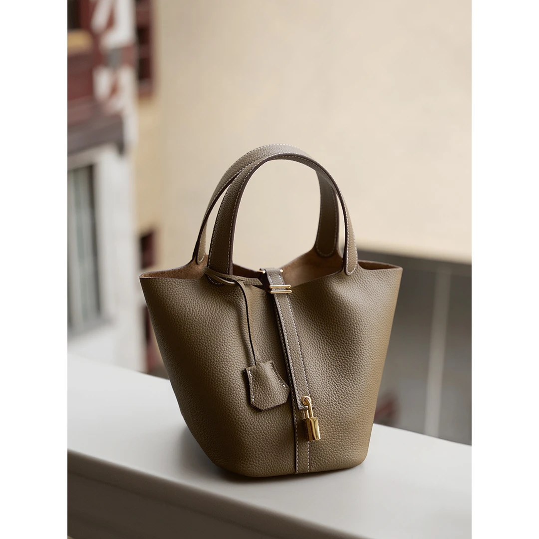 包包2024新款水桶包菜篮子女包真皮手提包妈咪包新娘婚包高级感