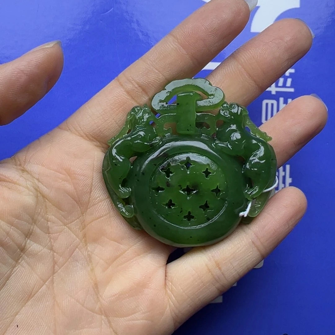 和田玉挂件未镶嵌