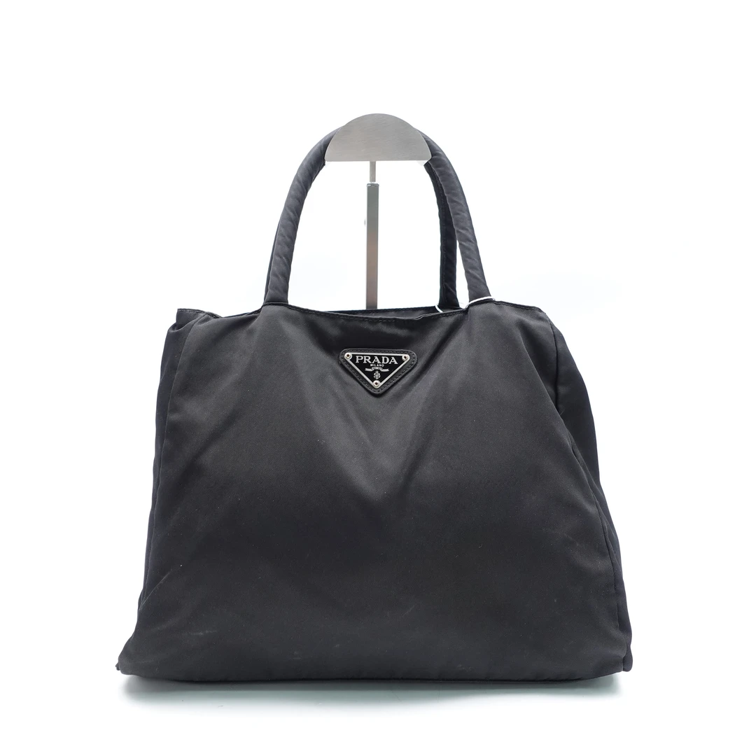 95新 Prada/普拉达 单肩包/QC204