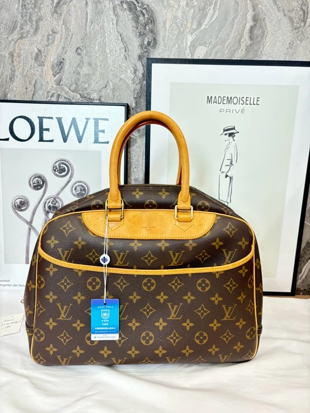 95新 LouisVuitton/路易威登 C078/LV中号珍妮包