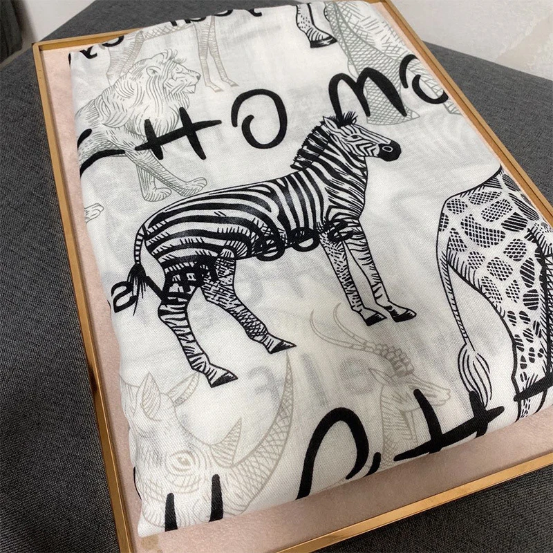 黑白映画~斑马长颈鹿双面围巾空调房薄款气质大披肩丝巾休闲大方