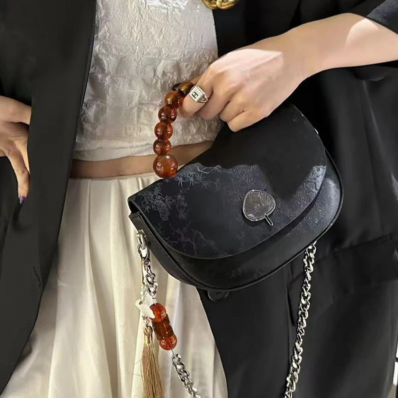 芝麻集】SD-3718-宋锦黑竹RAIN.CUN夏季新款腋下斜跨轻奢女包