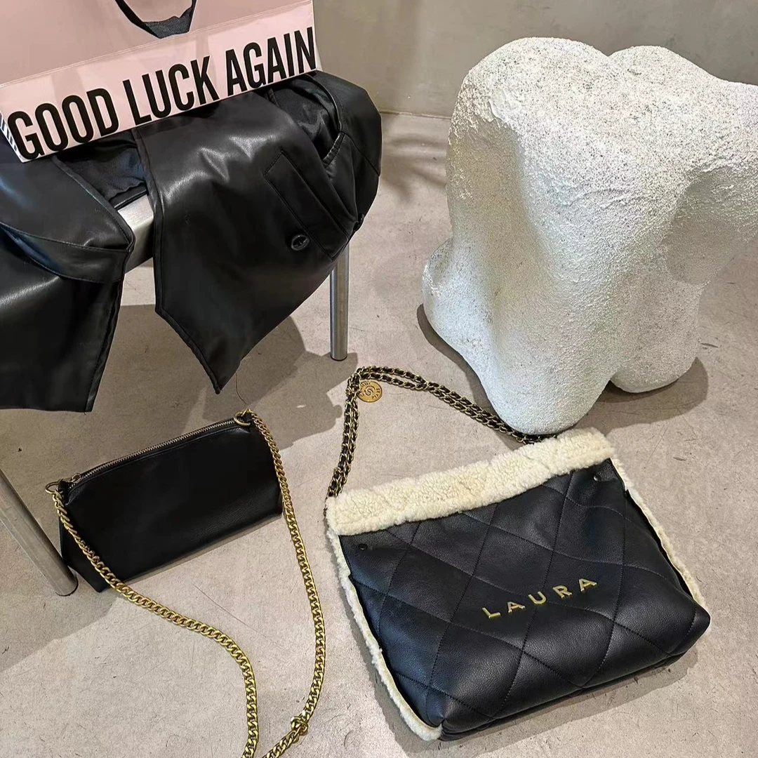 【芝麻集】SD-3283-黑色RAIN.CUN.简约腋下时尚斜跨轻奢女包