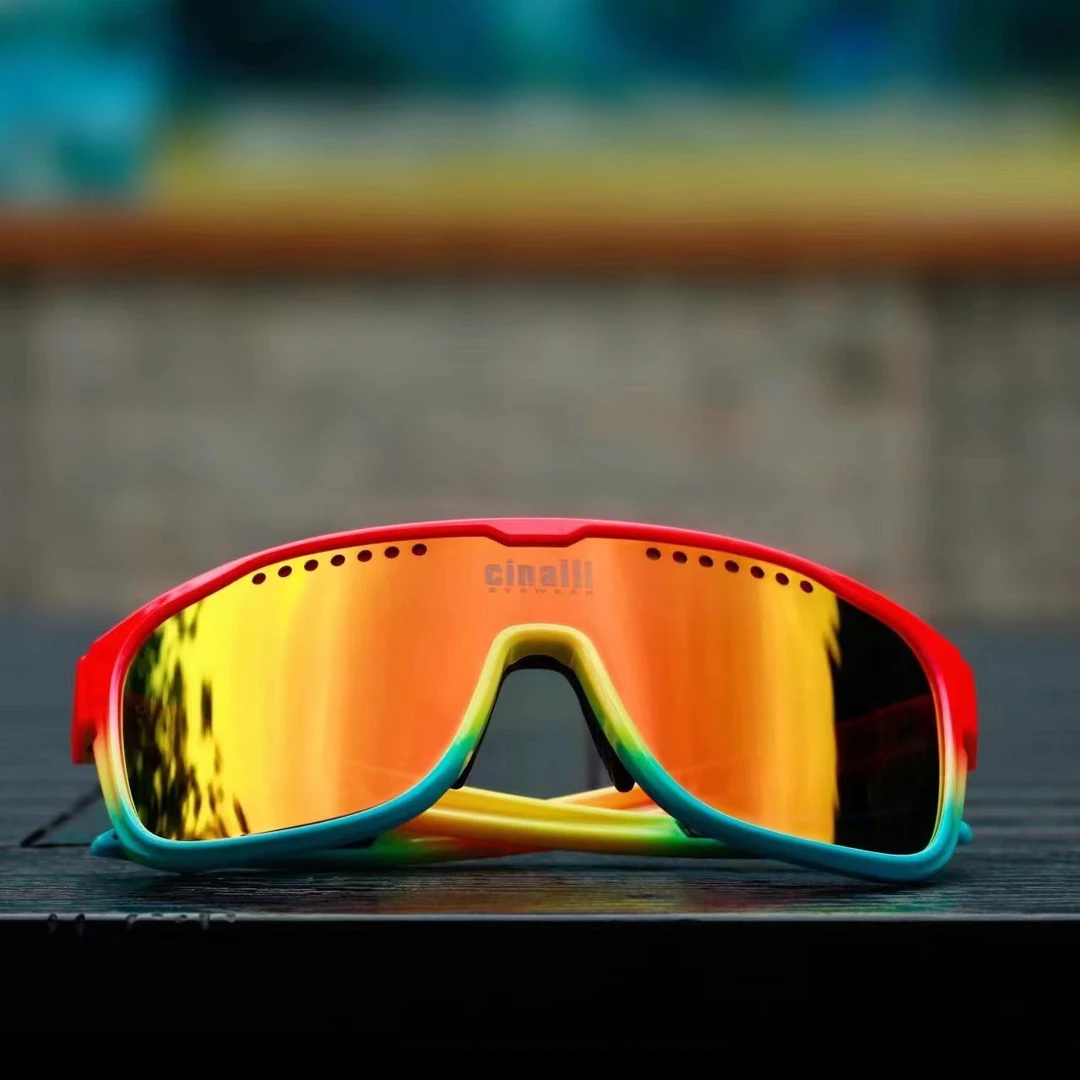 cinalli018彩膜变色骑行眼镜男女马拉松户外偏光休闲太阳镜可近视