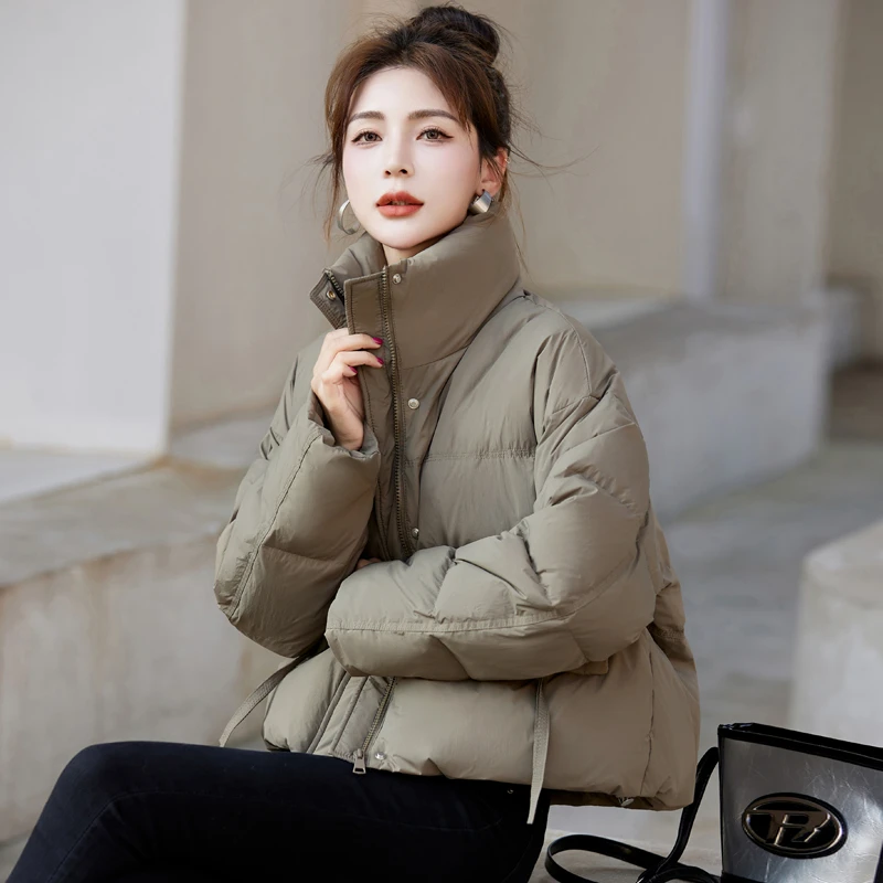 高端绗缝羽绒服女款2024年新款冬季时尚洋气短款小个子面包服外套