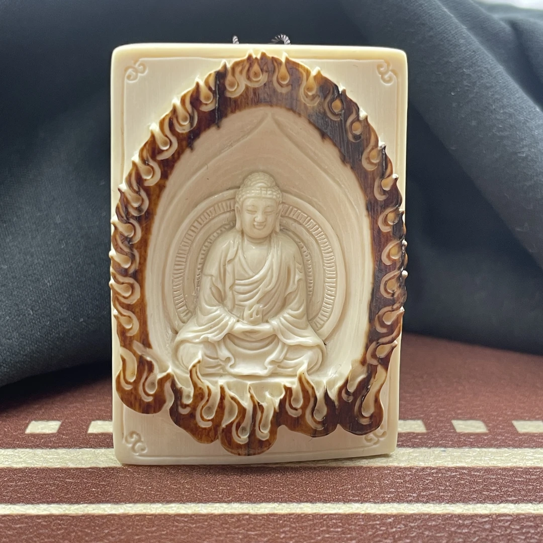 金亮老师亲工猛犸牙阿弥陀佛精品雕刻挂件