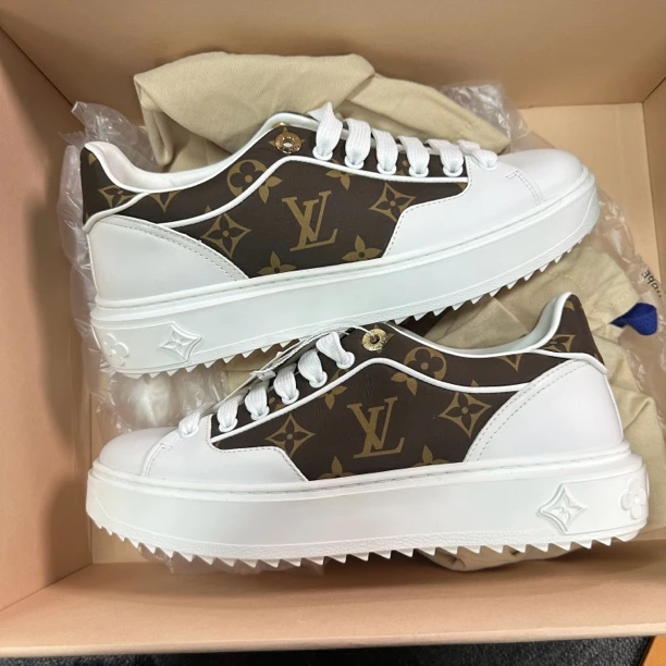 全新闲置/路易威登 lv 老花板鞋
