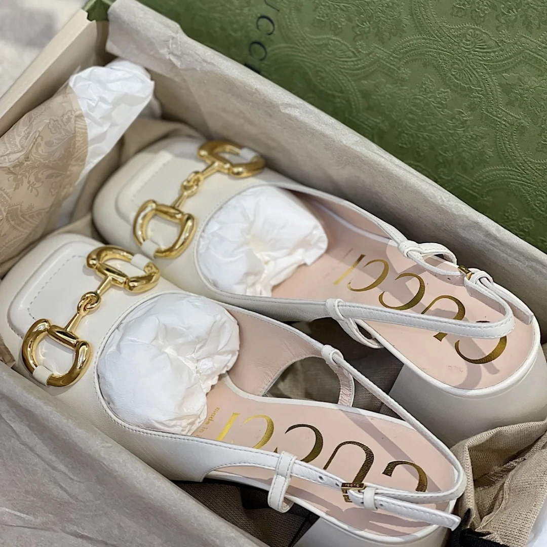 全新古驰Gucci 白色方头皮鞋 35 踩跟