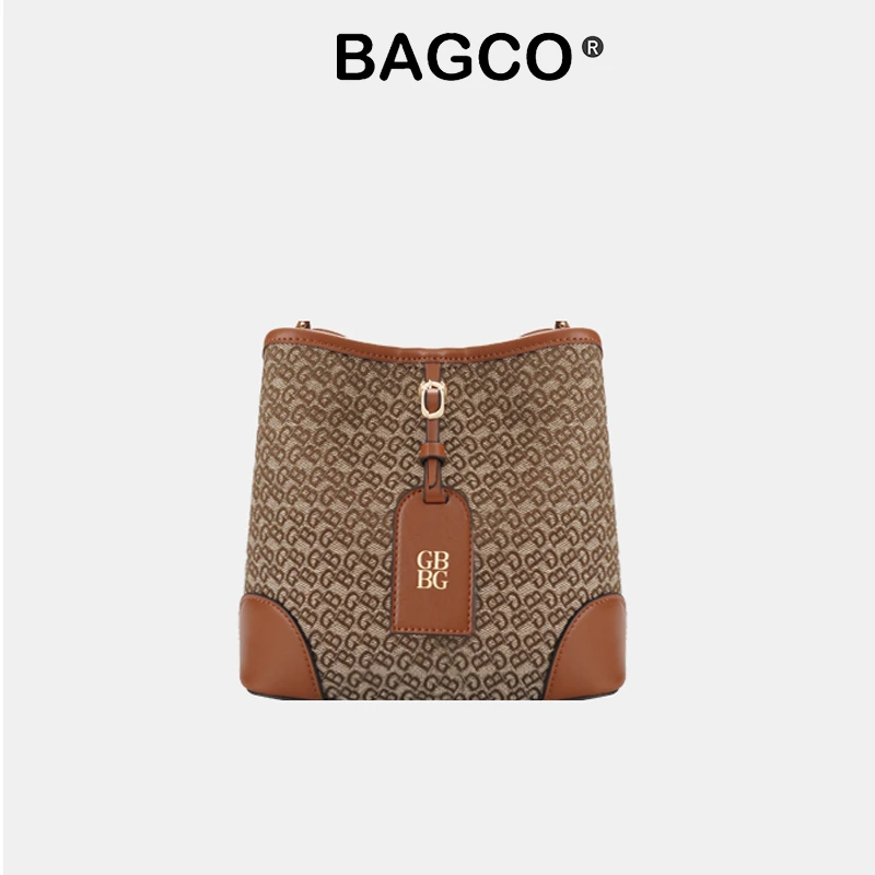 【朗哥老板福利】字母设计斜挎水桶包