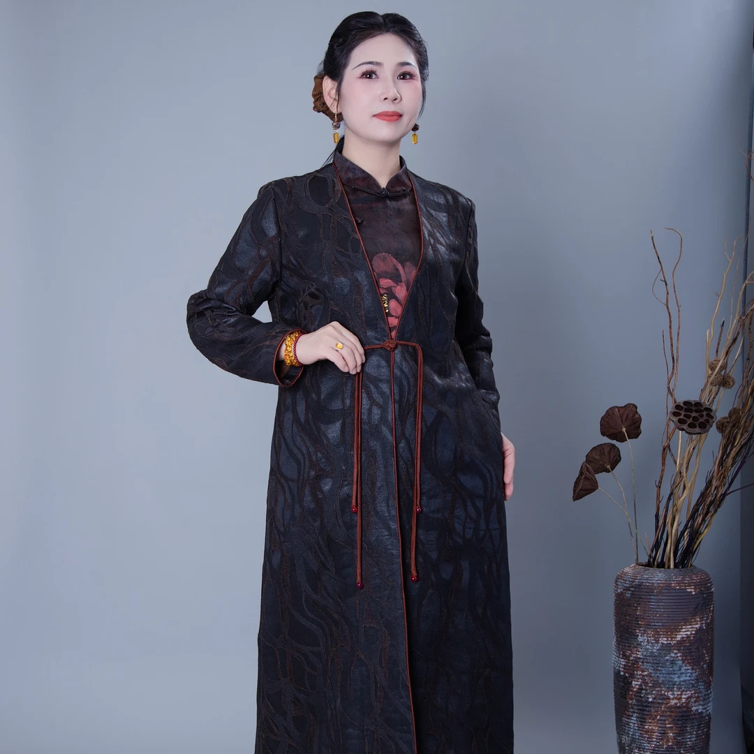 祥安姿服饰L【上善若水】新中式无领重磅提花缎外套大衣 G592241-2