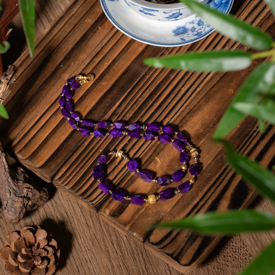 世间臻宝-紫言 | 18K金高阶丝绒舒俱来项链/45cm/多样性/P4875/12