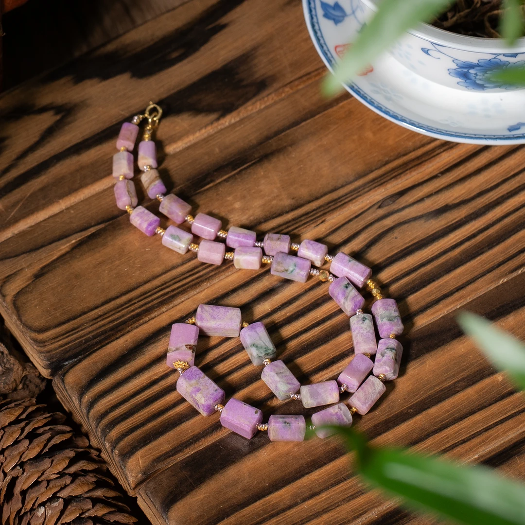 世间臻宝-18K金舒俱来项链/多样性发/P5700/