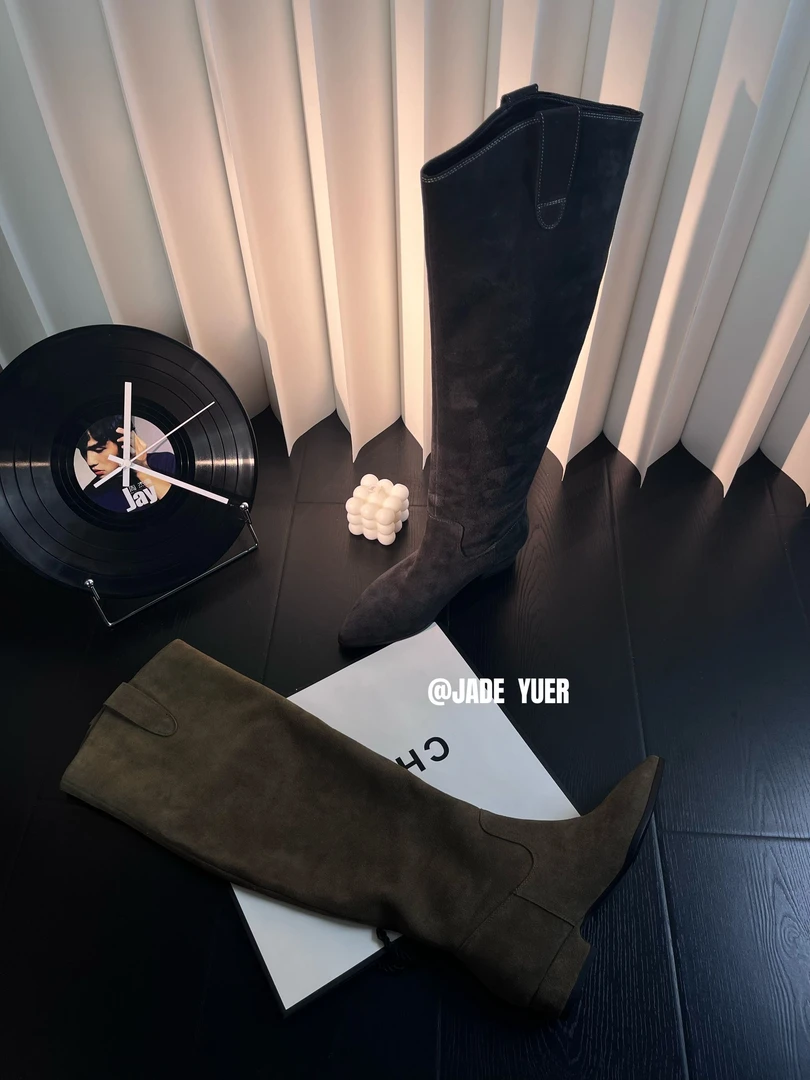 2024新款褶皱堆堆高筒长靴平底宽松显瘦骑士靴A187