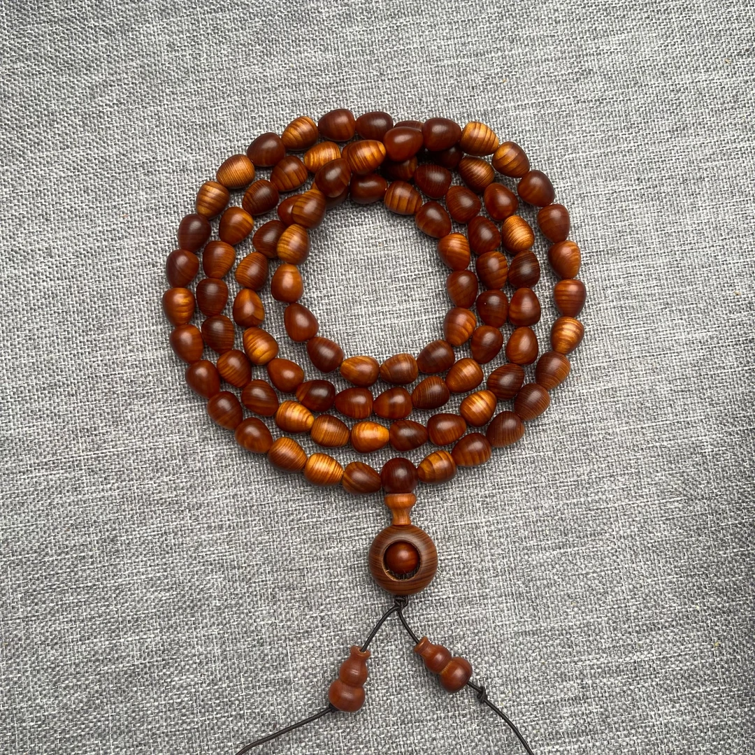 崖柏陈化水滴0.8多圈念珠手串（多样性发货）