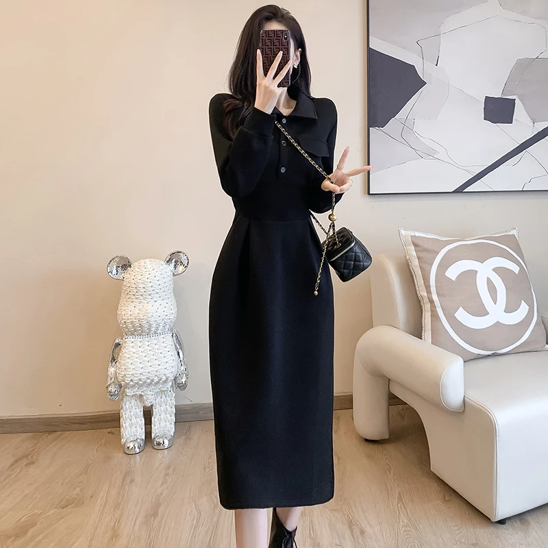 高级感休闲连衣裙女2025年秋季新款赫本风黑色卫衣长裙子气质显瘦