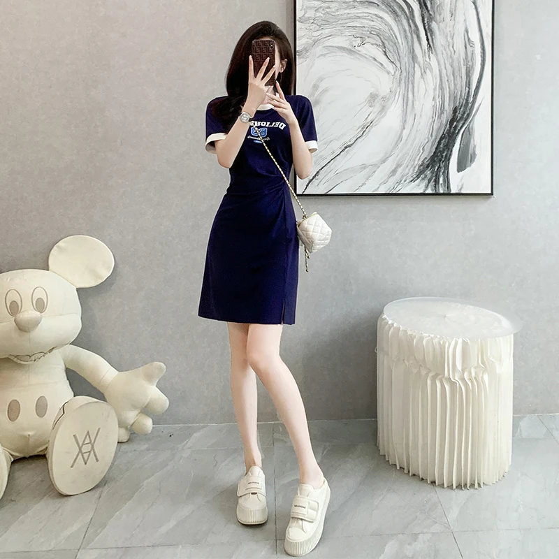 欧货休闲连衣裙女夏季2023年新款收腰显瘦设计感小众T恤小个子裙
