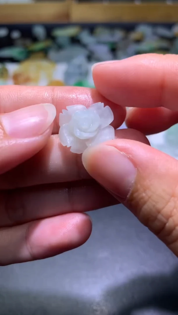 【闪购商品】定制翡翠未镶嵌毛货
