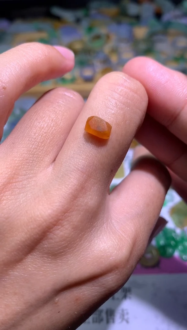 【闪购商品】定制翡翠未镶嵌毛货