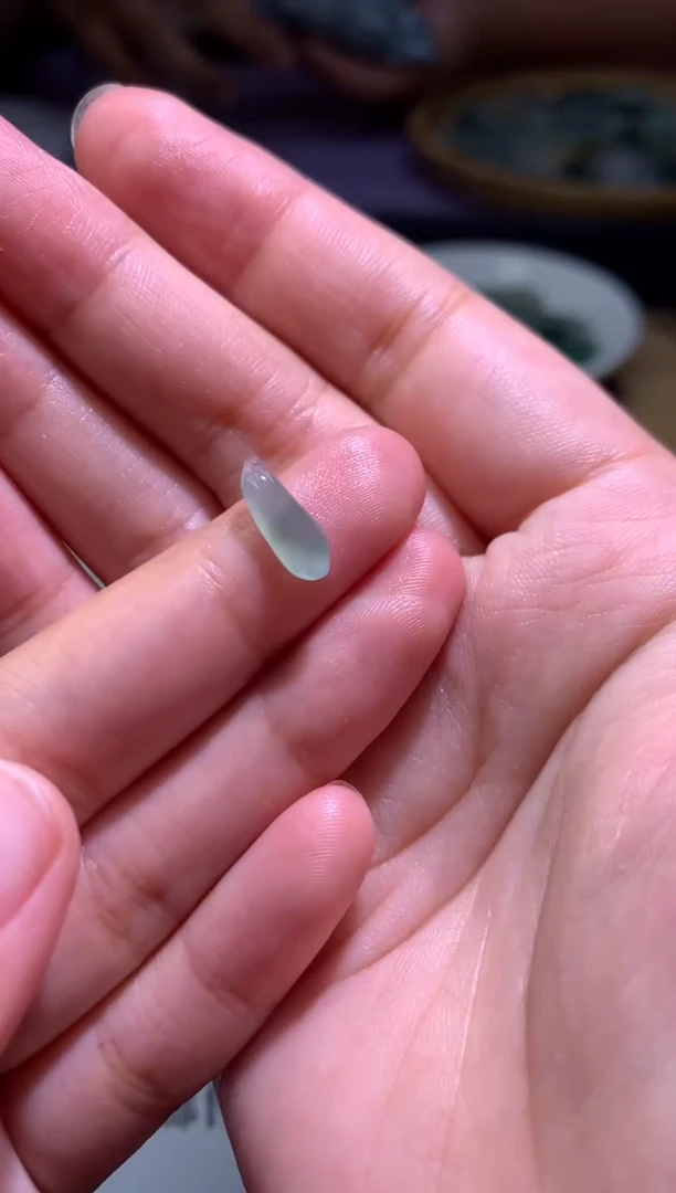 【闪购商品】定制翡翠未镶嵌毛货