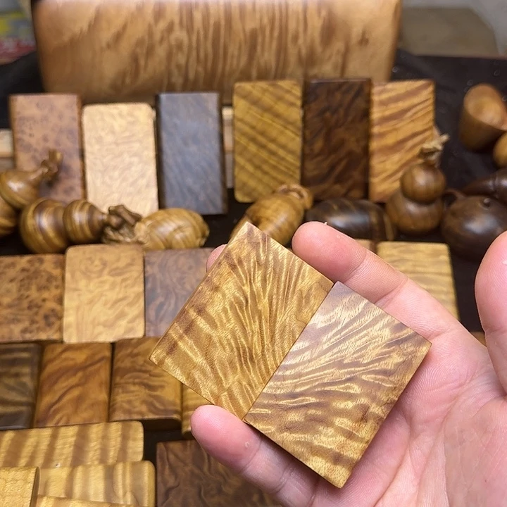 金丝楠用****9金丝楠木平安牌