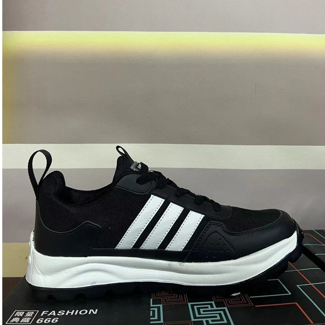 【哥俩儿家】秋季新款时尚舒适运动鞋7112