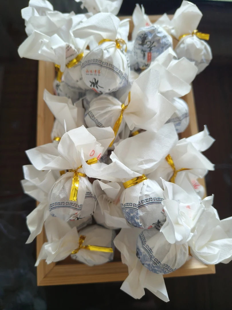 2024年春茶中大老树混采龙珠11颗