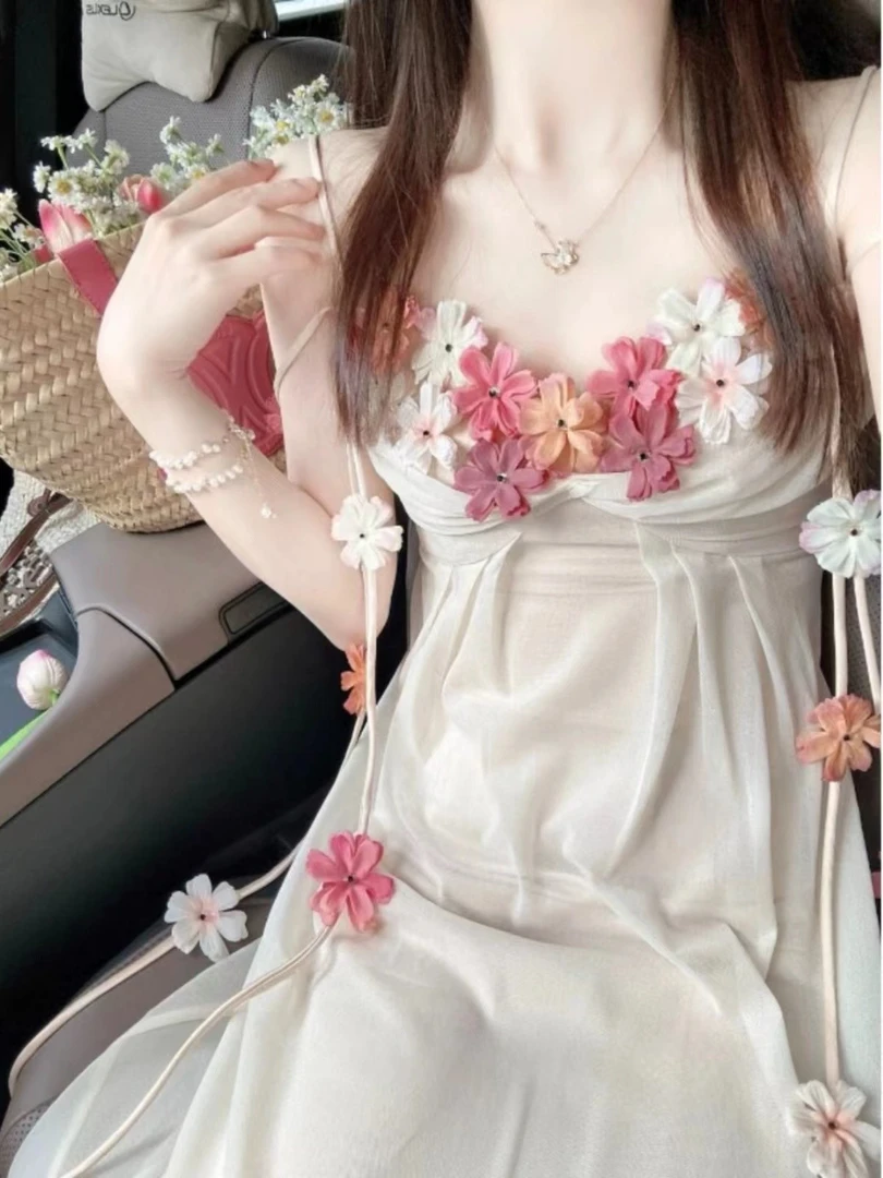 [61-70] 夏季清凉设计感少女显瘦吊带法式长裙 找对应编码下单