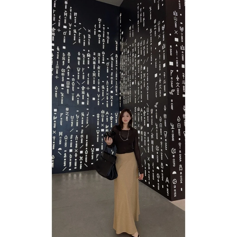 OSENSO“云朵拥抱”早秋扬子纱百搭气质温柔显瘦圆领打底衫ZZ230732