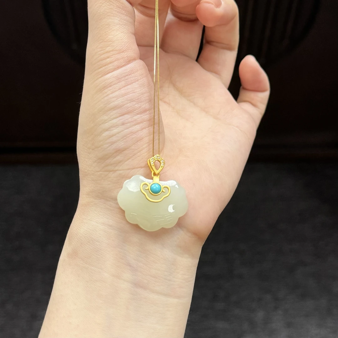 【故宫甄品】和田玉多宝大如意吊坠（赠链）