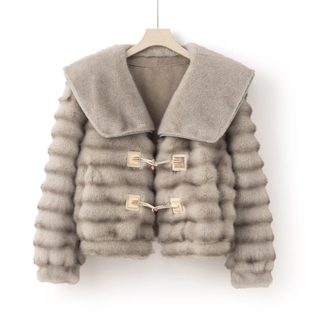 ★H2419皮毛一体小个子高级感冬季新款短板毛毛外套上衣