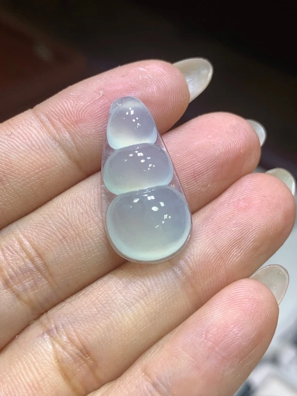 缅甸天然翡翠A货，冰福豆揭阳工，胖乎乎，形状好，28.1/14.1/5.8