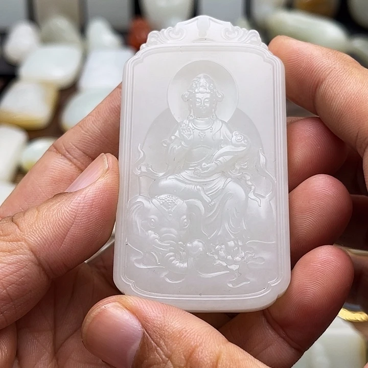 和田玉颈饰未镶嵌我****儿
