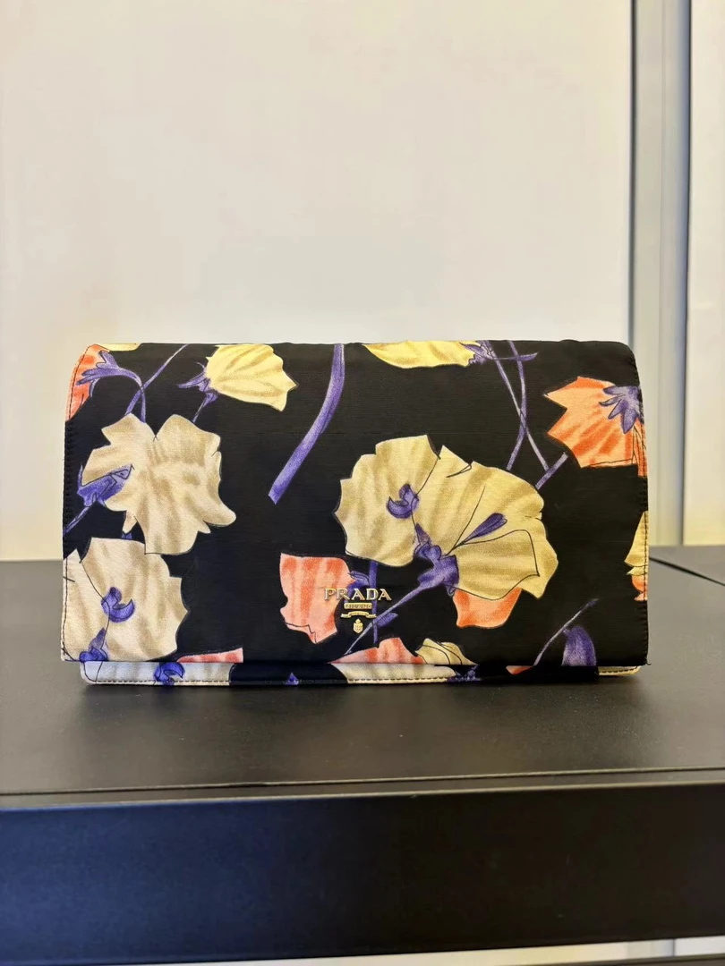95新 Prada/普拉达 花卉包