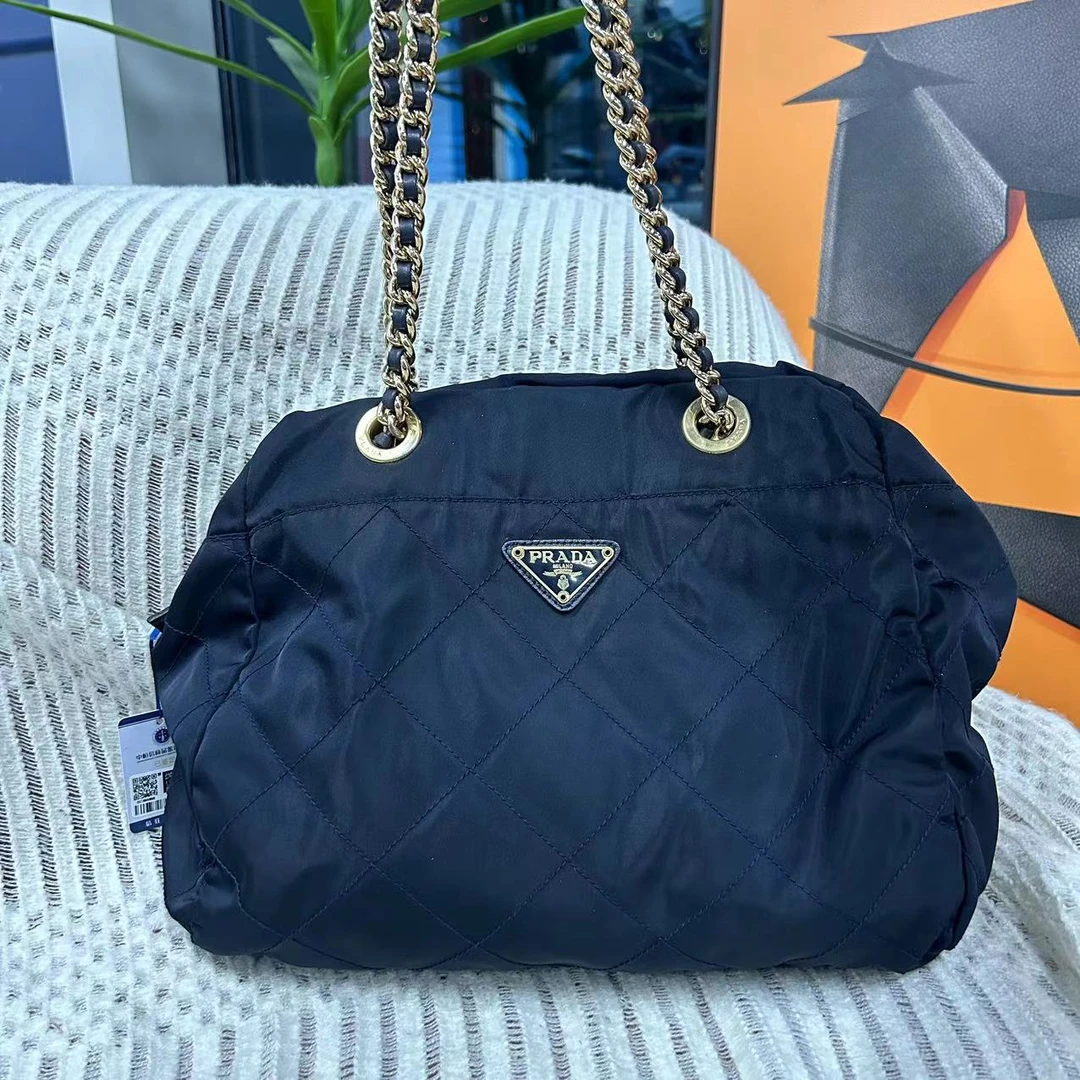 95新 Prada/普拉达 普拉达黑金色降落伞单肩包