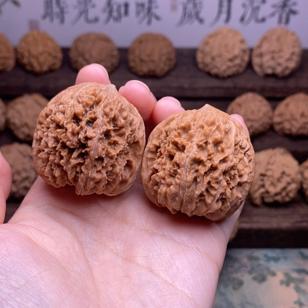 文玩核桃吊坠全品37尺137狮子头a1103