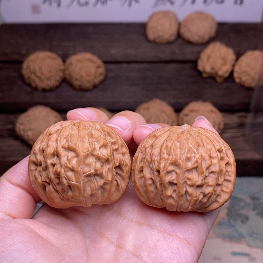 文玩核桃吊坠悠*全品正磨40尺山地老树果A190