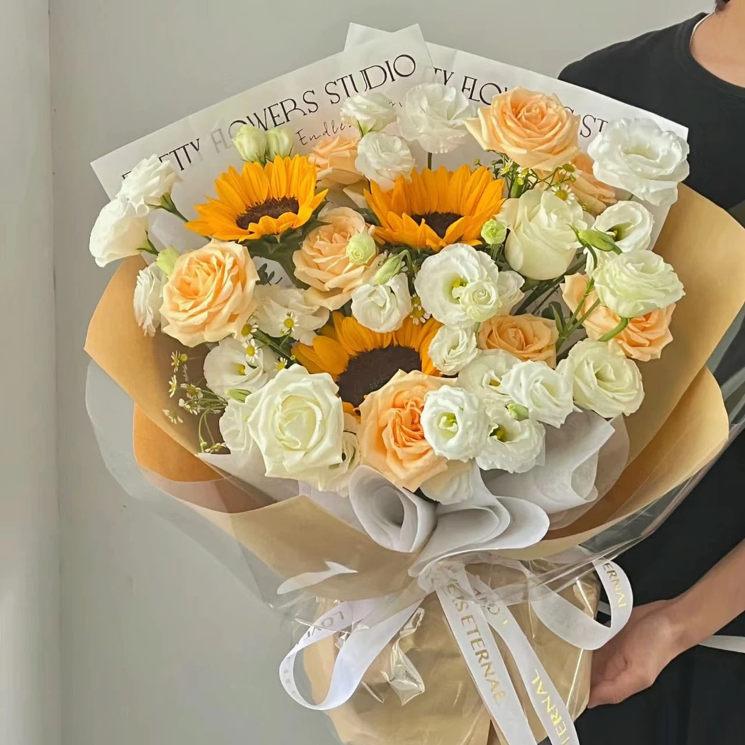 【温柔以待】3朵向日葵混搭8朵香槟玫瑰鲜花送女友闺蜜朋友长辈生日告白约会祝福惊喜礼物鲜花小时达同城配送