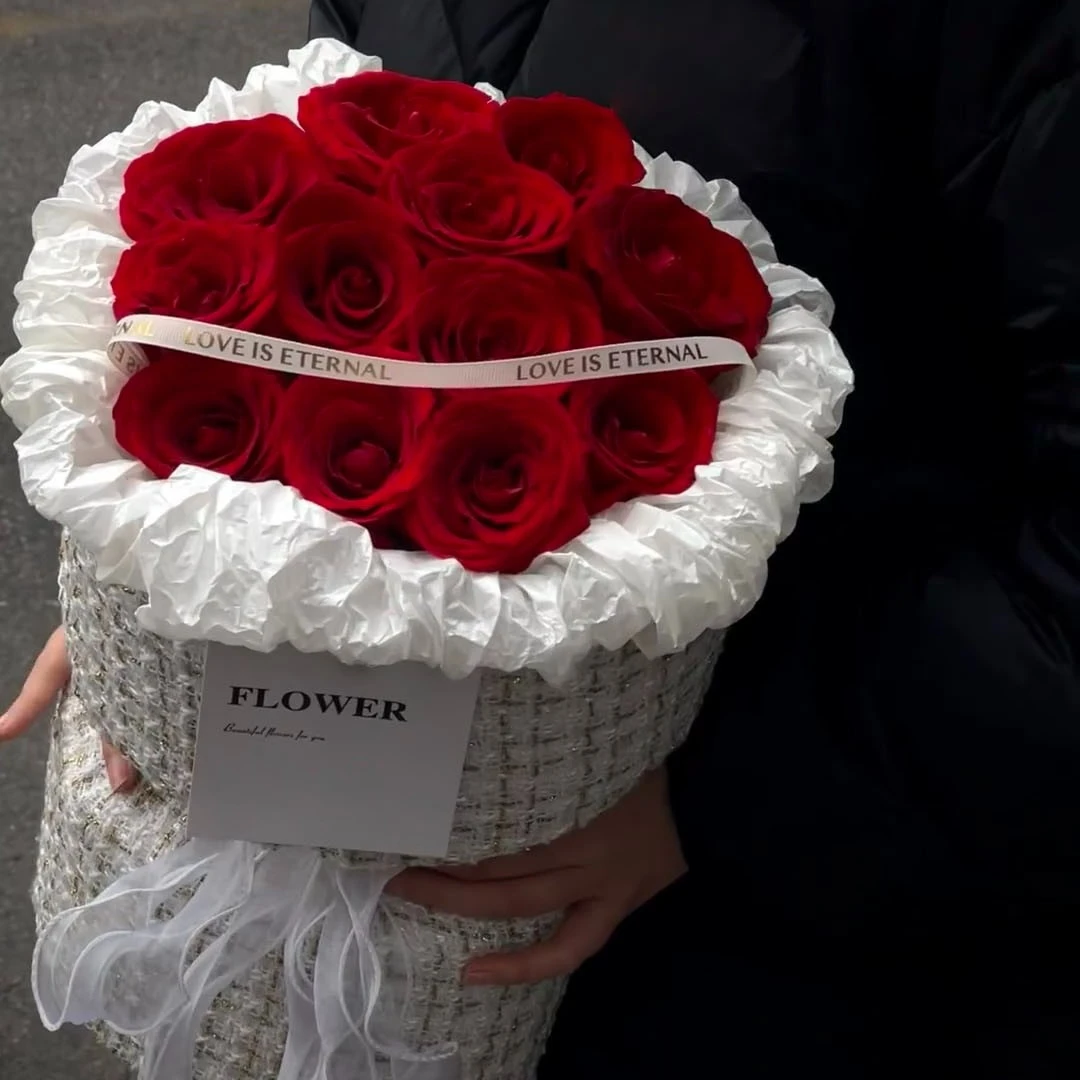 【唯你】11朵红玫瑰鲜花小香风系列送老婆女朋友约会告白纪念日生日惊喜浪漫礼物鲜花小时达同城配送