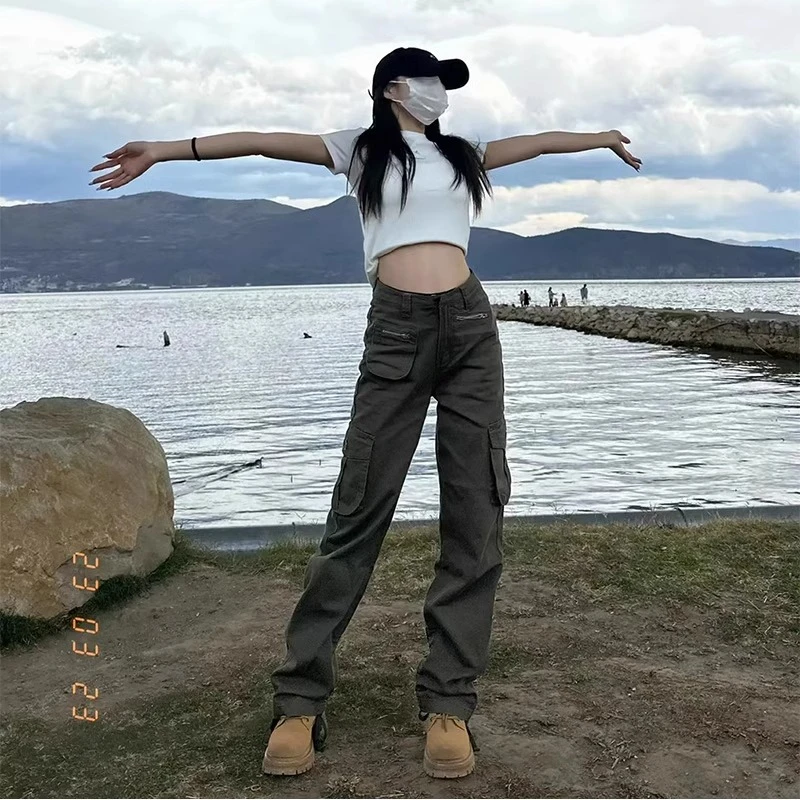 军绿色美式高街直筒工装裤口袋宽松运动裤女高腰显瘦阔腿裤子秋潮