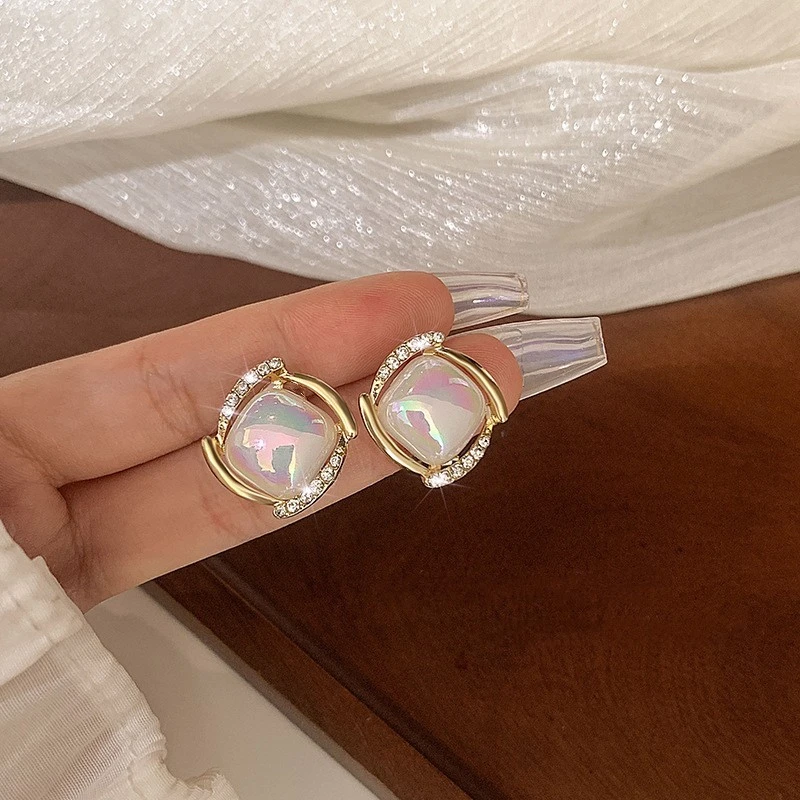 铜合金耳饰 简约精致ins耳钉女气质耳环时尚珠珠925银针耳饰8157