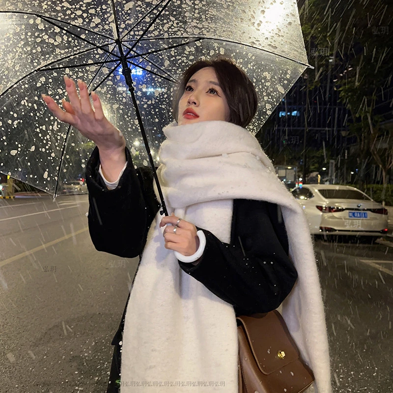 2024新款氛围感软糯保暖围巾爆款冬季加厚毛绒绒长款披肩冬款围脖