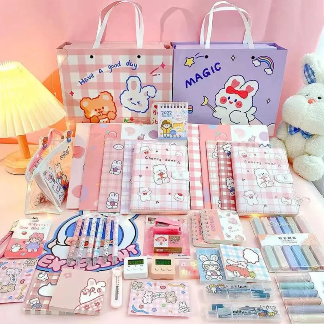 羽毛独角兽女孩卡通文具盒笔盒塑料多功能双层