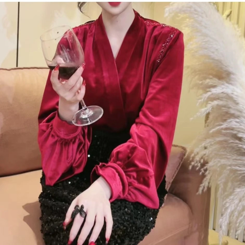 【美美专享】20225气质V领钻边灯笼袖衬衫上衣