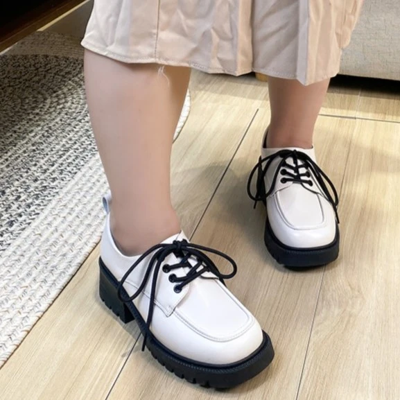 宽胖脚大码女鞋圆头乐福鞋厚底乐福鞋春秋洋气时尚休闲百搭春季