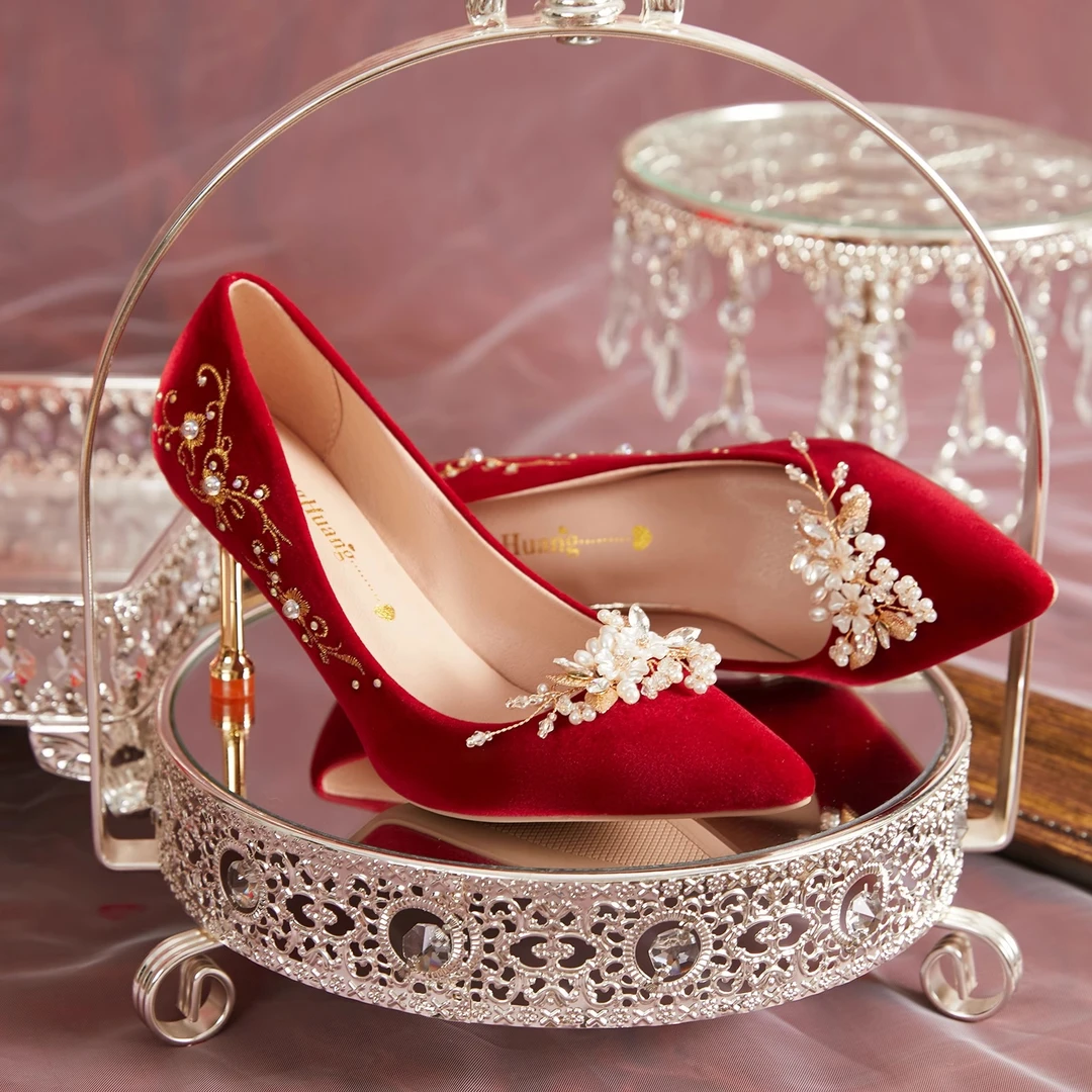 婚鞋女新娘鞋不累脚结婚鞋中式禾秀婚纱两穿红色高跟鞋小众高级感