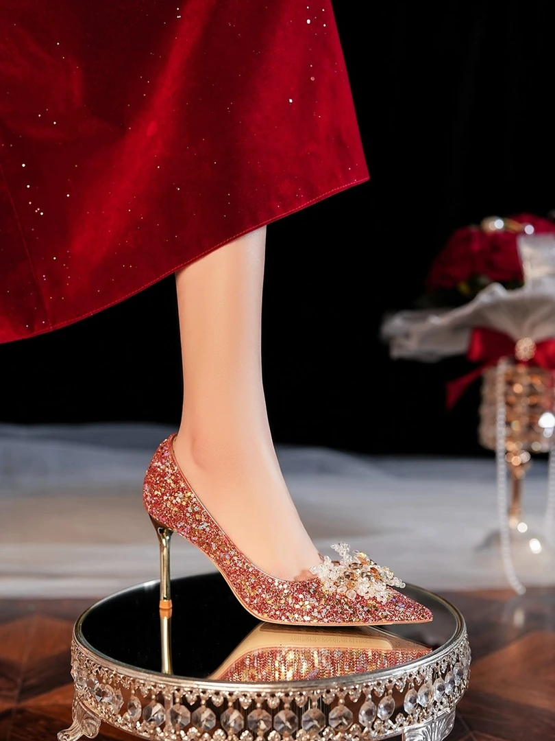 2025年新款高级感秀禾服红色结婚鞋新娘鞋法式细跟不累脚高跟鞋女