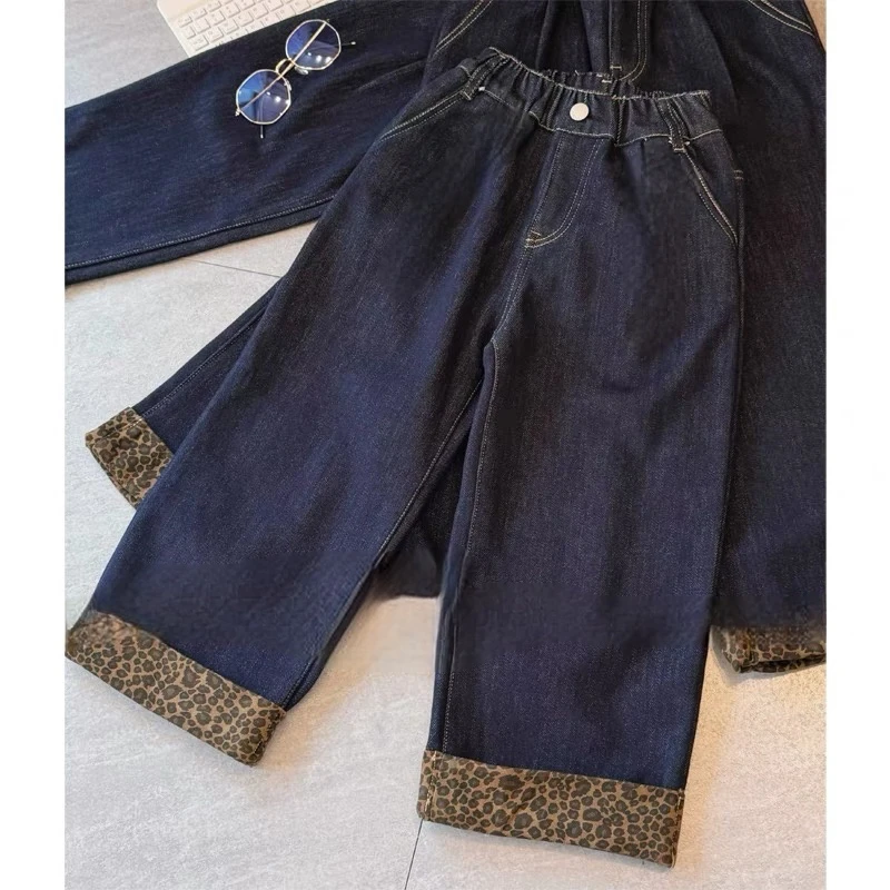 女童加绒牛仔裤一体绒秋冬季2024新款女宝宝加厚豹纹翻边直筒裤潮